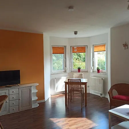 Ebenerdige 2-zimmer-wohnung * Saalfeld Saale